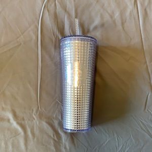 Starbucks Tumbler 24fl oz!! Used a handful of times!! Feel free to make offer!!